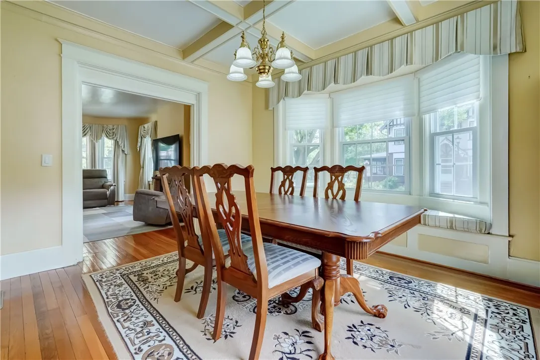 359 Wellington Avenue, Rochester, New York 14619, Rochester, New York 14619, 4 Bedrooms Bedrooms, 9 Rooms Rooms,2 BathroomsBathrooms,Residential,For Sale,359 Wellington Avenue, Rochester, New York 14619,0,R1638368