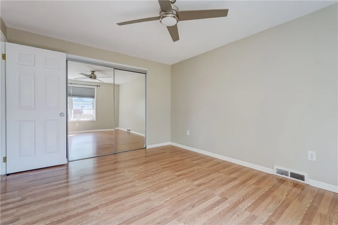 27 Country Gables Circle, Gates, New York 14606, Gates, New York 14606, 3 Bedrooms Bedrooms, 6 Rooms Rooms,2 BathroomsBathrooms,Residential,For Sale,27 Country Gables Circle, Gates, New York 14606,0,R1638066