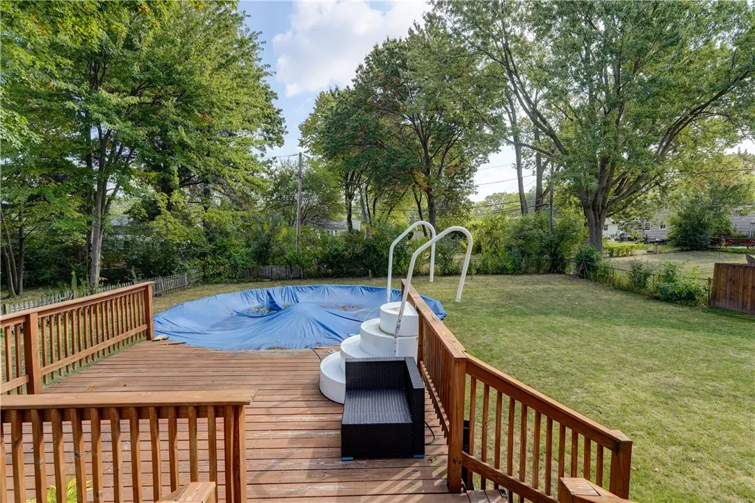 27 Country Gables Circle, Gates, New York 14606, Gates, New York 14606, 3 Bedrooms Bedrooms, 6 Rooms Rooms,2 BathroomsBathrooms,Residential,For Sale,27 Country Gables Circle, Gates, New York 14606,0,R1638066