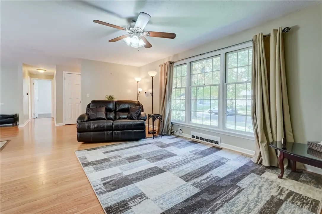 27 Country Gables Circle, Gates, New York 14606, Gates, New York 14606, 3 Bedrooms Bedrooms, 6 Rooms Rooms,2 BathroomsBathrooms,Residential,For Sale,27 Country Gables Circle, Gates, New York 14606,0,R1638066