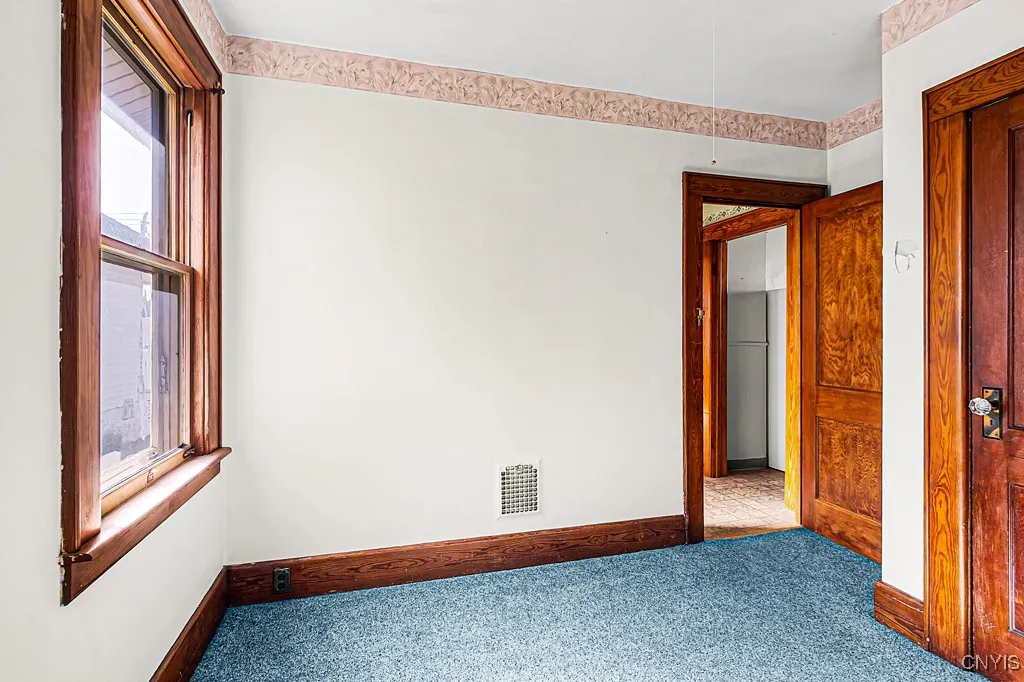 1407 Downer Avenue, Utica, New York 13502, Utica, New York 13502, 4 Bedrooms Bedrooms, 7 Rooms Rooms,1 BathroomBathrooms,Residential,For Sale,1407 Downer Avenue, Utica, New York 13502,0,S1638089