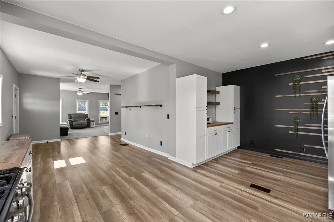 7 West Railroad Street, Castile, New York 14427, Castile, New York 14427, 3 Bedrooms Bedrooms, 6 Rooms Rooms,1 BathroomBathrooms,Residential,For Sale,7 West Railroad Street, Castile, New York 14427,0,B1637543