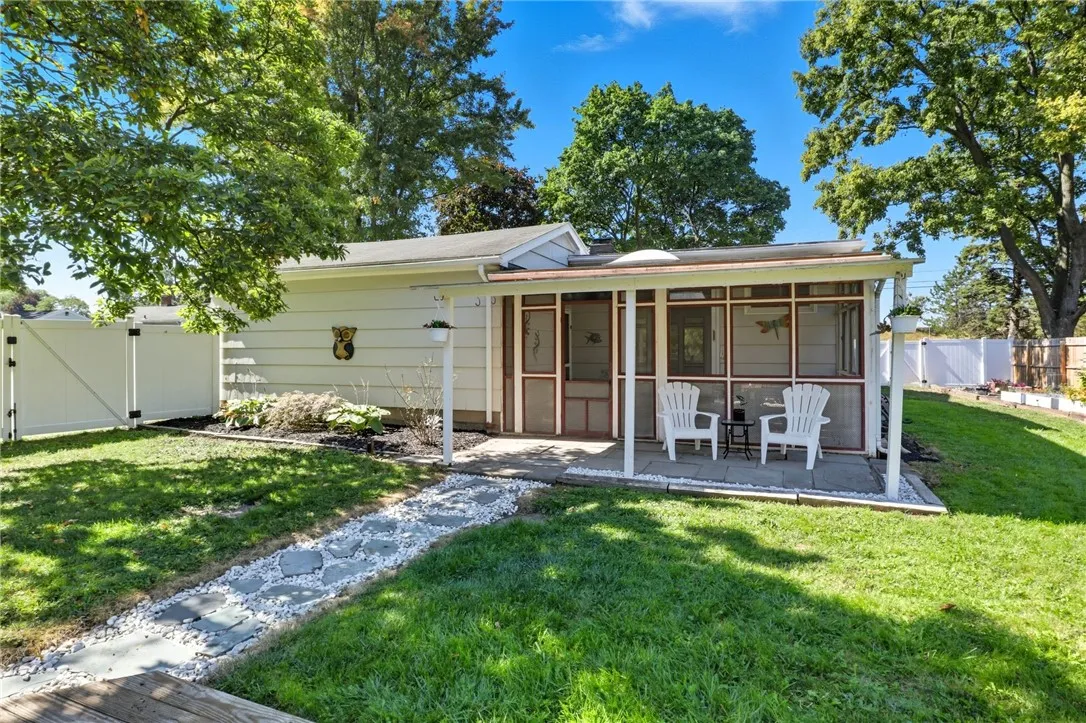 3054 Clinton Avenue South, Brighton, New York 1462, Brighton, New York 14623, 4 Bedrooms Bedrooms, 8 Rooms Rooms,3 BathroomsBathrooms,Residential,For Sale,3054 Clinton Avenue South, Brighton, New York 1462,0,R1637323