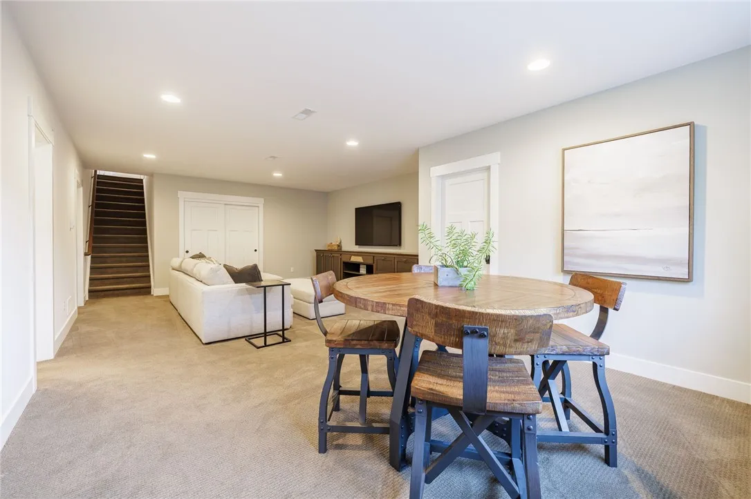 3 Basin View Drive, Perinton, New York 14534, Perinton, New York 14534, 4 Bedrooms Bedrooms, 10 Rooms Rooms,3 BathroomsBathrooms,Residential,For Sale,3 Basin View Drive, Perinton, New York 14534,0,R1638548