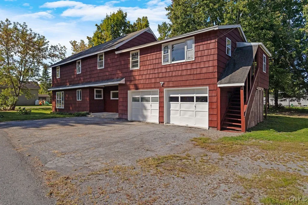 113 West Avenue, Sullivan, New York 13037, Sullivan, New York 13037, 6 Bedrooms Bedrooms, ,2 BathroomsBathrooms,Residential,For Sale,113 West Avenue, Sullivan, New York 13037,0,S1638629