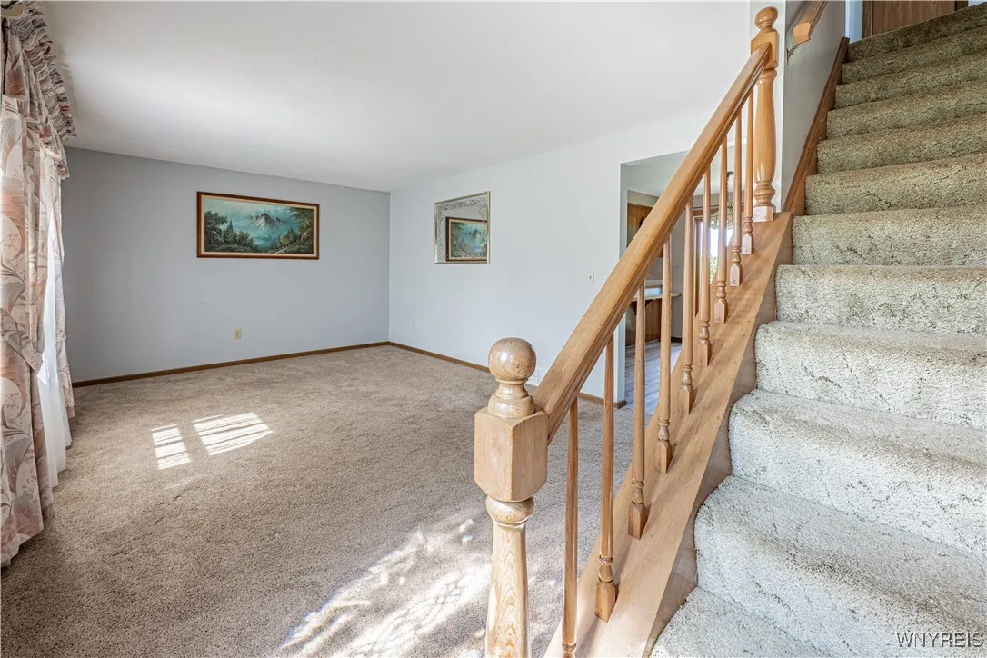 7137 Lake Road, Newfane, New York 14008, Newfane, New York 14008, 4 Bedrooms Bedrooms, 8 Rooms Rooms,2 BathroomsBathrooms,Residential,For Sale,7137 Lake Road, Newfane, New York 14008,0,B1638621