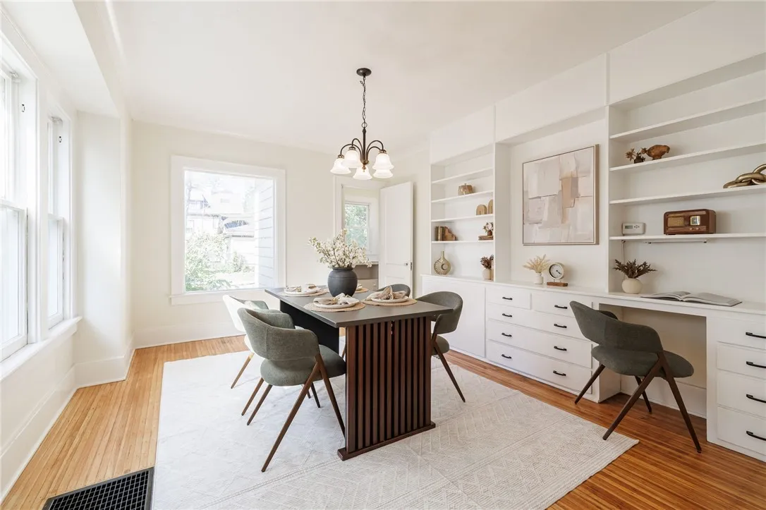 190 Roslyn St, Rochester, New York 14619, Rochester, New York 14619, 3 Bedrooms Bedrooms, 7 Rooms Rooms,1 BathroomBathrooms,Residential,For Sale,190 Roslyn St, Rochester, New York 14619,0,R1637760