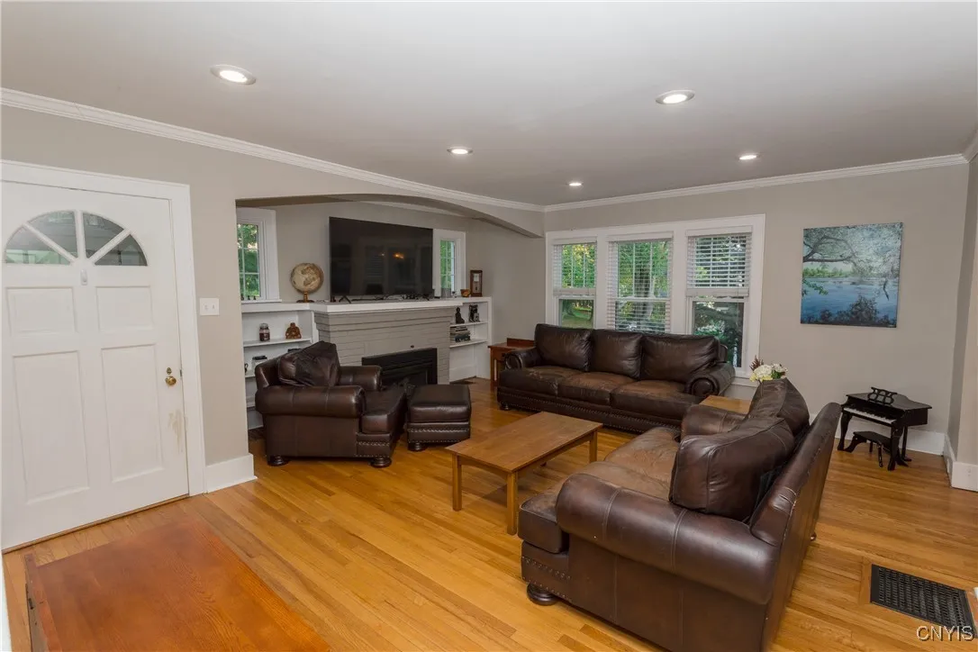 13 Sunset, Lysander, New York 13027, Lysander, New York 13027, 4 Bedrooms Bedrooms, 11 Rooms Rooms,2 BathroomsBathrooms,Residential,For Sale,13 Sunset, Lysander, New York 13027,0,S1638907