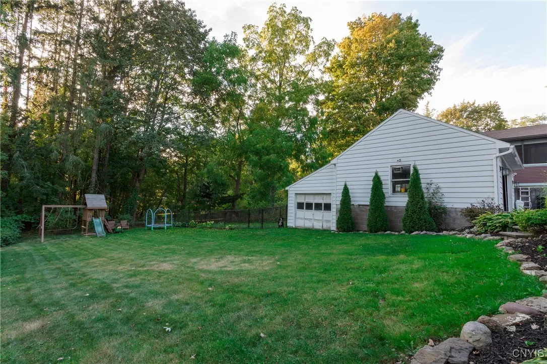 13 Sunset, Lysander, New York 13027, Lysander, New York 13027, 4 Bedrooms Bedrooms, 11 Rooms Rooms,2 BathroomsBathrooms,Residential,For Sale,13 Sunset, Lysander, New York 13027,0,S1638907