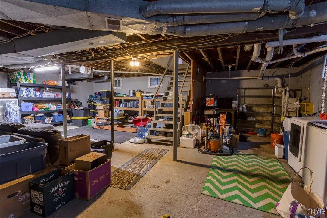 13 Sunset, Lysander, New York 13027, Lysander, New York 13027, 4 Bedrooms Bedrooms, 11 Rooms Rooms,2 BathroomsBathrooms,Residential,For Sale,13 Sunset, Lysander, New York 13027,0,S1638907