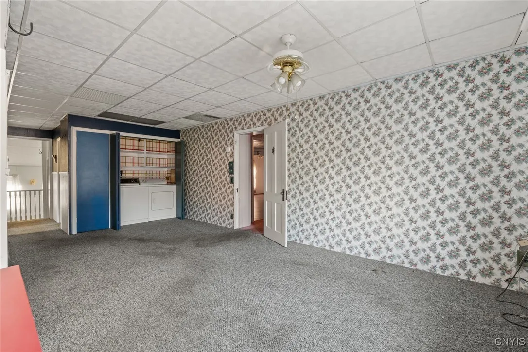 179 Main Street, Whitestown, New York 13492, Whitestown, New York 13492, 5 Bedrooms Bedrooms, 21 Rooms Rooms,3 BathroomsBathrooms,Residential,For Sale,179 Main Street, Whitestown, New York 13492,0,S1638814