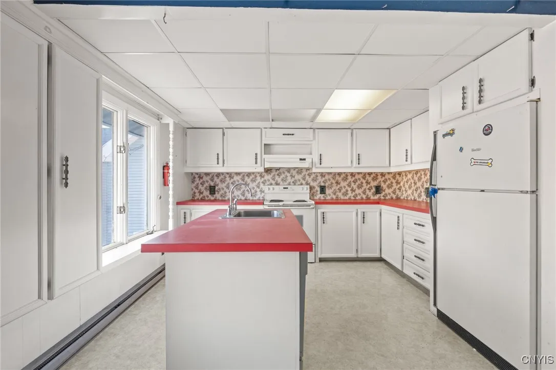 179 Main Street, Whitestown, New York 13492, Whitestown, New York 13492, 5 Bedrooms Bedrooms, 21 Rooms Rooms,3 BathroomsBathrooms,Residential,For Sale,179 Main Street, Whitestown, New York 13492,0,S1638814