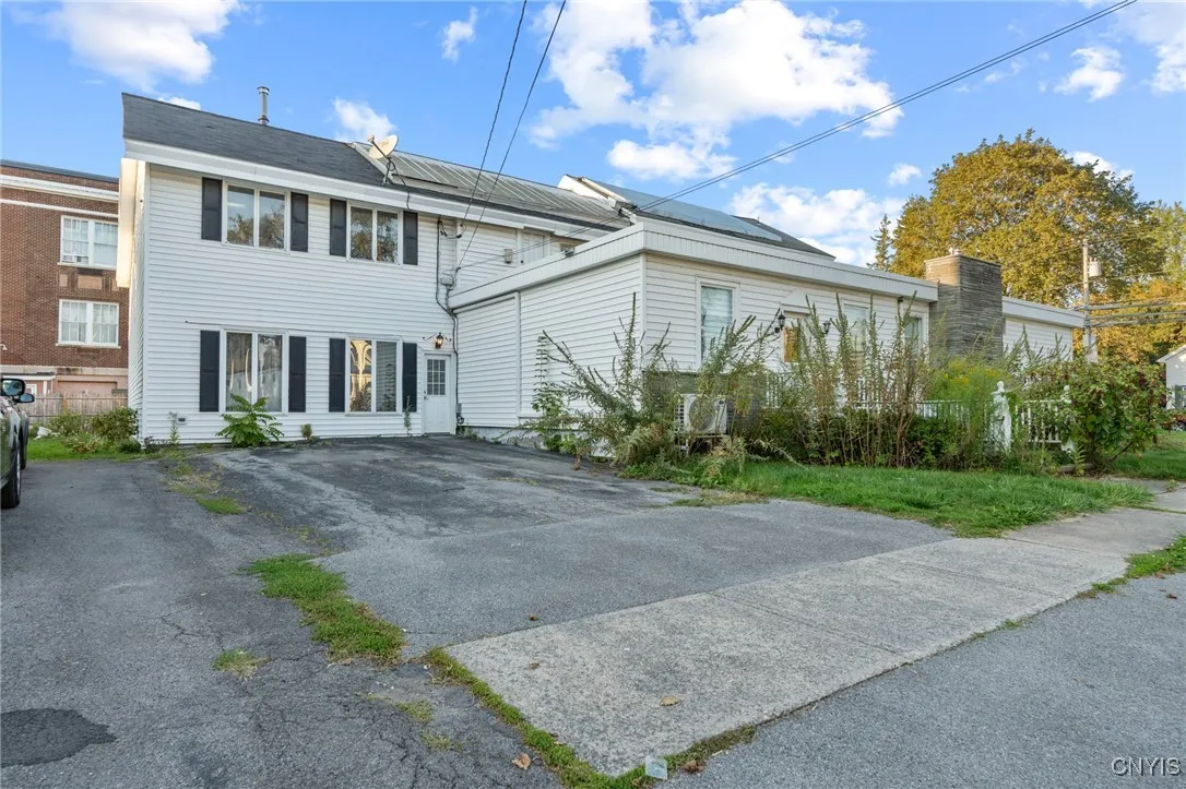 179 Main Street, Whitestown, New York 13492, Whitestown, New York 13492, 5 Bedrooms Bedrooms, 21 Rooms Rooms,3 BathroomsBathrooms,Residential,For Sale,179 Main Street, Whitestown, New York 13492,0,S1638814