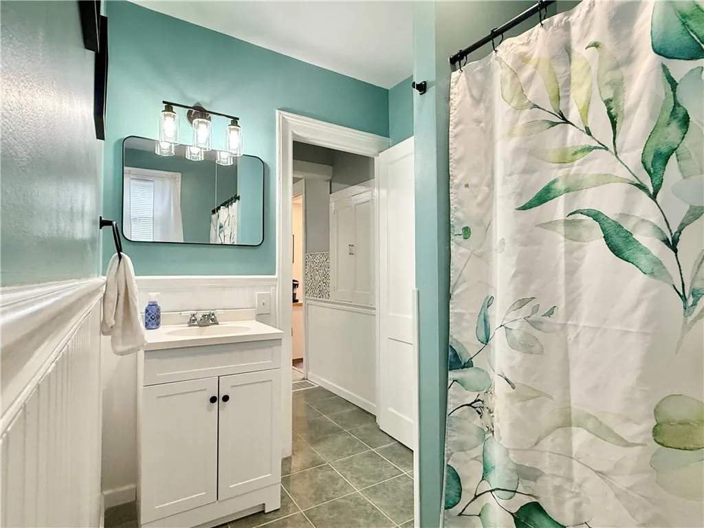 90 Clinton Street, Oneonta, New York 13820, Oneonta, New York 13820, 4 Bedrooms Bedrooms, 9 Rooms Rooms,2 BathroomsBathrooms,Residential,For Sale,90 Clinton Street, Oneonta, New York 13820,0,R1637568