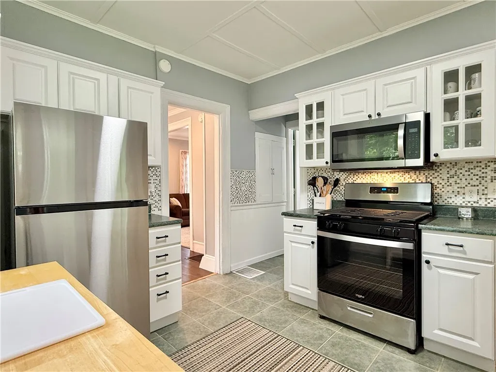 90 Clinton Street, Oneonta, New York 13820, Oneonta, New York 13820, 4 Bedrooms Bedrooms, 9 Rooms Rooms,2 BathroomsBathrooms,Residential,For Sale,90 Clinton Street, Oneonta, New York 13820,0,R1637568