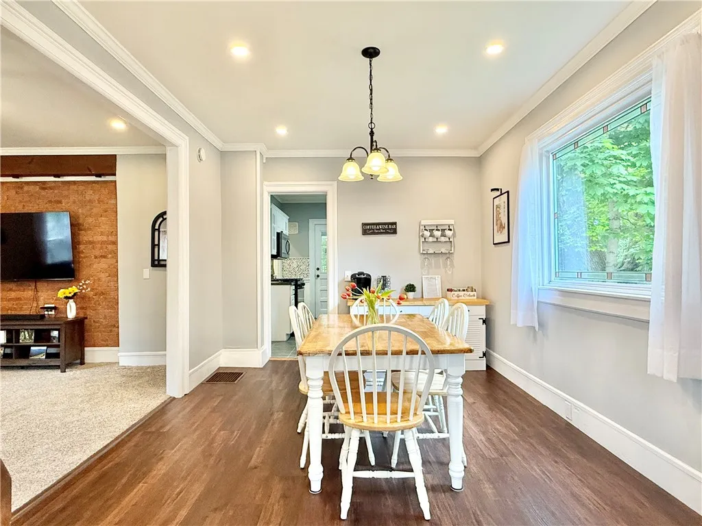 90 Clinton Street, Oneonta, New York 13820, Oneonta, New York 13820, 4 Bedrooms Bedrooms, 9 Rooms Rooms,2 BathroomsBathrooms,Residential,For Sale,90 Clinton Street, Oneonta, New York 13820,0,R1637568