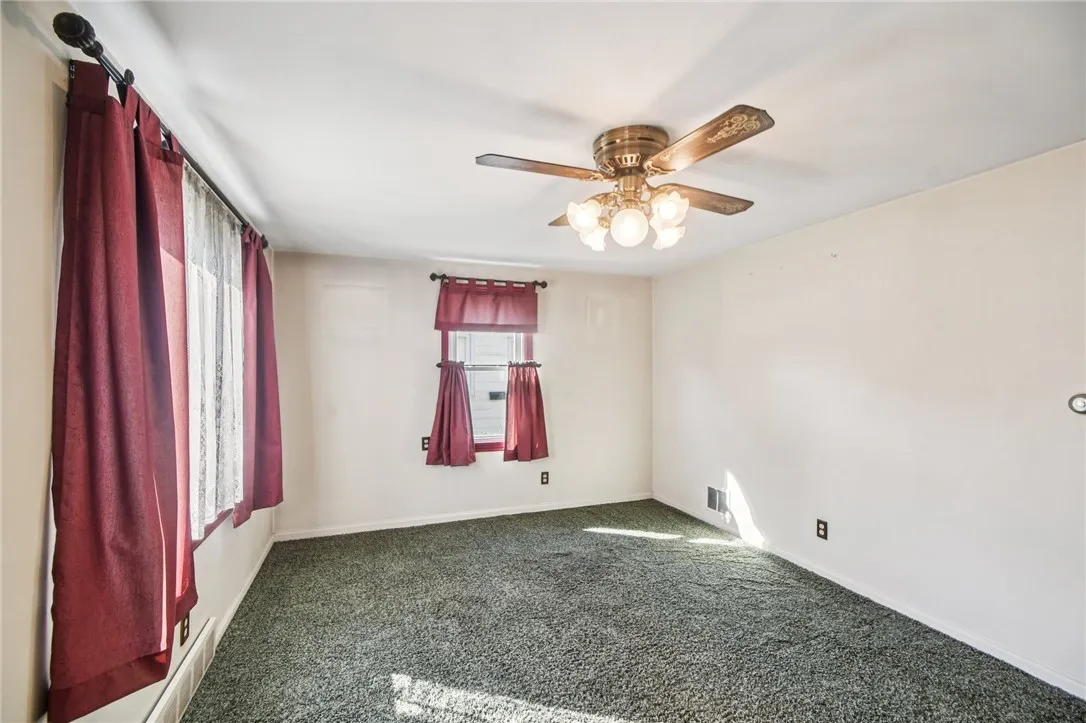 165 Marwood Road, Greece, New York 14616, Greece, New York 14616, 2 Bedrooms Bedrooms, 5 Rooms Rooms,1 BathroomBathrooms,Residential,For Sale,165 Marwood Road, Greece, New York 14616,0,R1638815