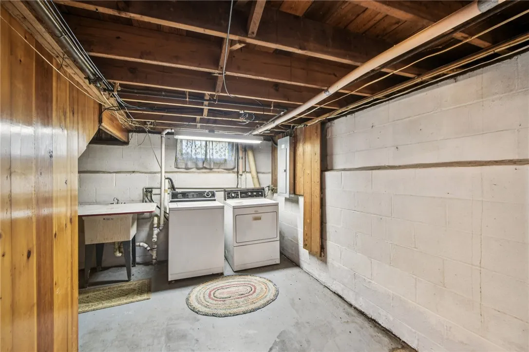 165 Marwood Road, Greece, New York 14616, Greece, New York 14616, 2 Bedrooms Bedrooms, 5 Rooms Rooms,1 BathroomBathrooms,Residential,For Sale,165 Marwood Road, Greece, New York 14616,0,R1638815