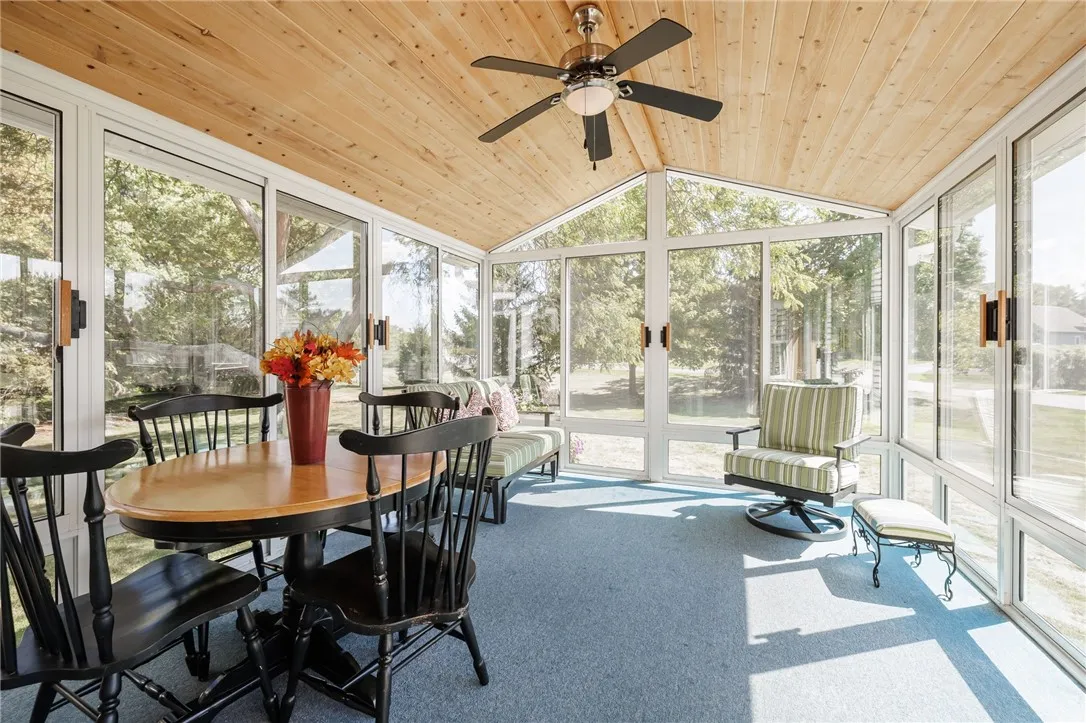 22 Hunters Drive North, Penfield, New York 14450, Penfield, New York 14450, 4 Bedrooms Bedrooms, 9 Rooms Rooms,2 BathroomsBathrooms,Residential,Closed,22 Hunters Drive North, Penfield, New York 14450,0,R1631844