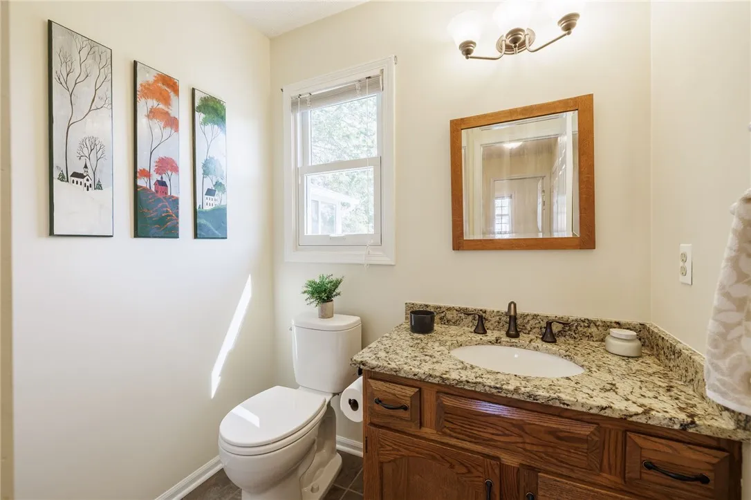 22 Hunters Drive North, Penfield, New York 14450, Penfield, New York 14450, 4 Bedrooms Bedrooms, 9 Rooms Rooms,2 BathroomsBathrooms,Residential,Closed,22 Hunters Drive North, Penfield, New York 14450,0,R1631844