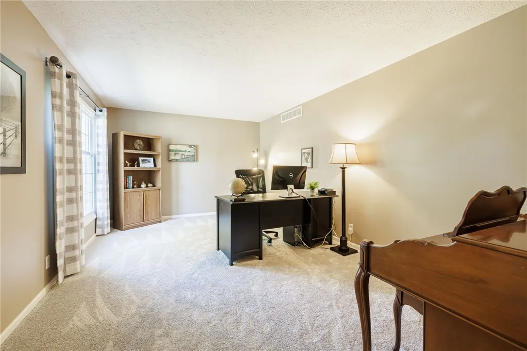 22 Hunters Drive North, Penfield, New York 14450, Penfield, New York 14450, 4 Bedrooms Bedrooms, 9 Rooms Rooms,2 BathroomsBathrooms,Residential,Closed,22 Hunters Drive North, Penfield, New York 14450,0,R1631844