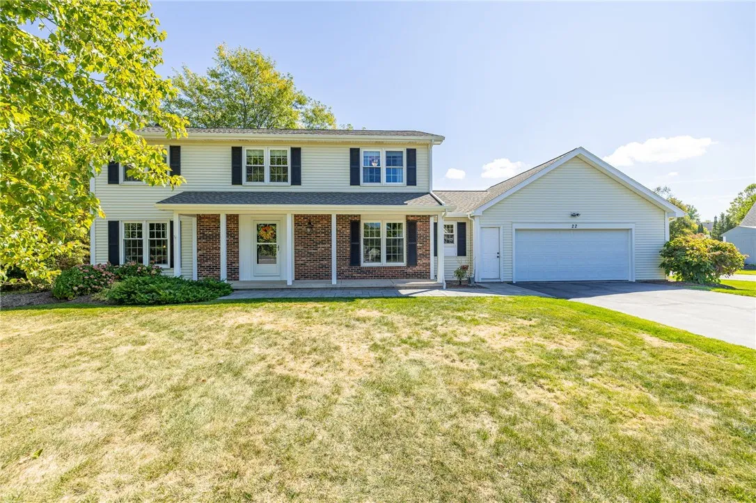 22 Hunters Drive North, Penfield, New York 14450, Penfield, New York 14450, 4 Bedrooms Bedrooms, 9 Rooms Rooms,2 BathroomsBathrooms,Residential,Closed,22 Hunters Drive North, Penfield, New York 14450,0,R1631844