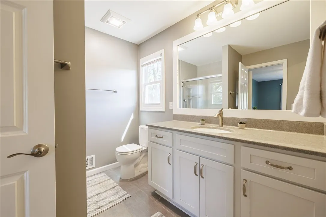 22 Hunters Drive North, Penfield, New York 14450, Penfield, New York 14450, 4 Bedrooms Bedrooms, 9 Rooms Rooms,2 BathroomsBathrooms,Residential,Closed,22 Hunters Drive North, Penfield, New York 14450,0,R1631844