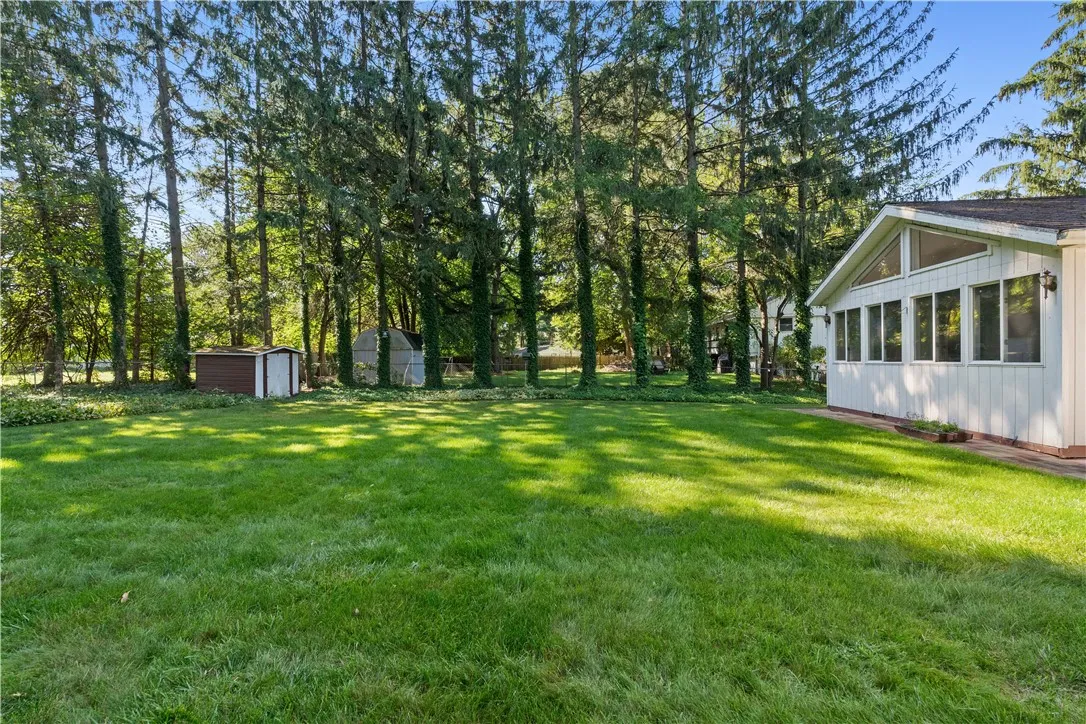 21 Oak Hill Terrace, Perinton, New York 14526, Perinton, New York 14526, 3 Bedrooms Bedrooms, 7 Rooms Rooms,1 BathroomBathrooms,Residential,Closed,21 Oak Hill Terrace, Perinton, New York 14526,0,R1638496
