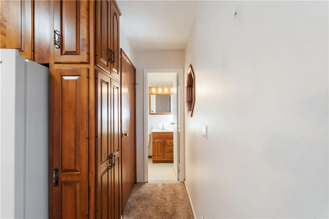 21 Oak Hill Terrace, Perinton, New York 14526, Perinton, New York 14526, 3 Bedrooms Bedrooms, 7 Rooms Rooms,1 BathroomBathrooms,Residential,Closed,21 Oak Hill Terrace, Perinton, New York 14526,0,R1638496