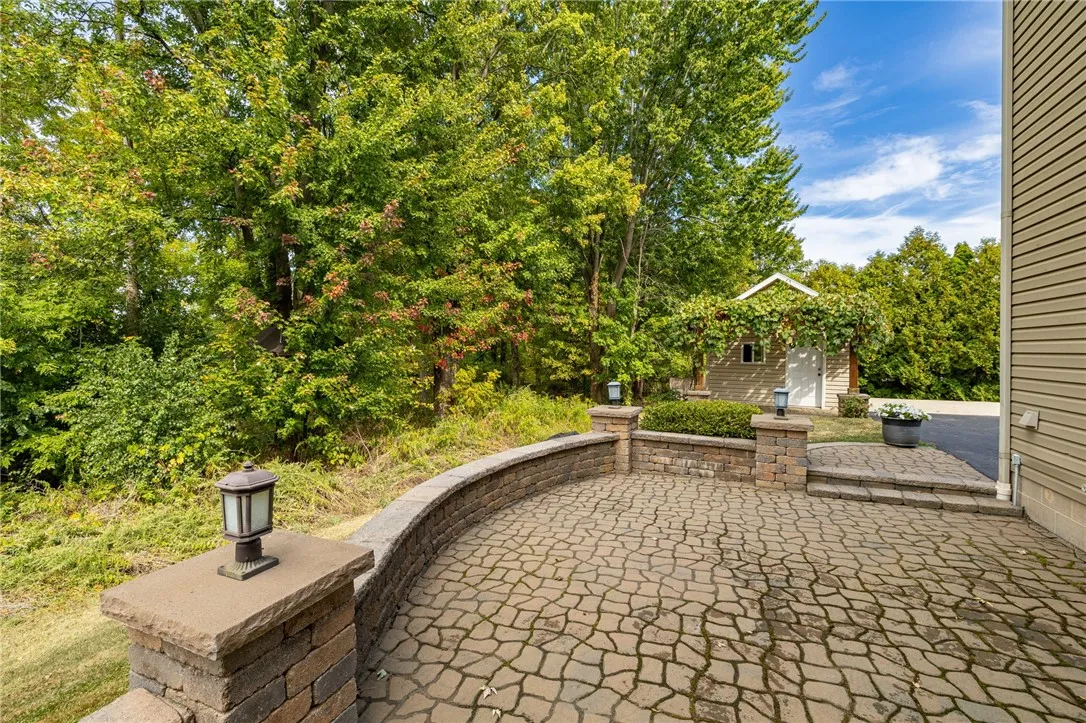 2 Basco Terrace, Greece, New York 14559, Greece, New York 14559, 4 Bedrooms Bedrooms, 8 Rooms Rooms,2 BathroomsBathrooms,Residential,For Sale,2 Basco Terrace, Greece, New York 14559,0,R1638679