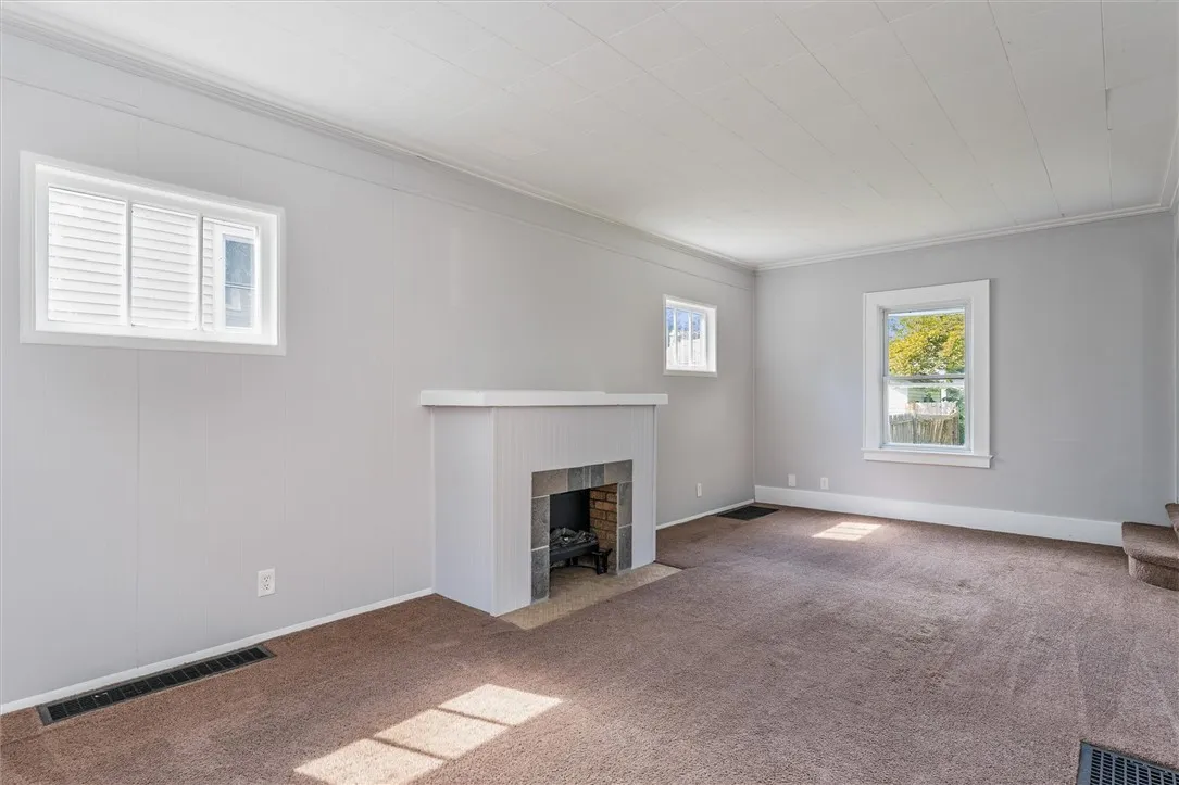 294 Penhurst Street, Rochester, New York 14619, Rochester, New York 14619, 3 Bedrooms Bedrooms, 7 Rooms Rooms,1 BathroomBathrooms,Residential,Closed,294 Penhurst Street, Rochester, New York 14619,0,R1638781