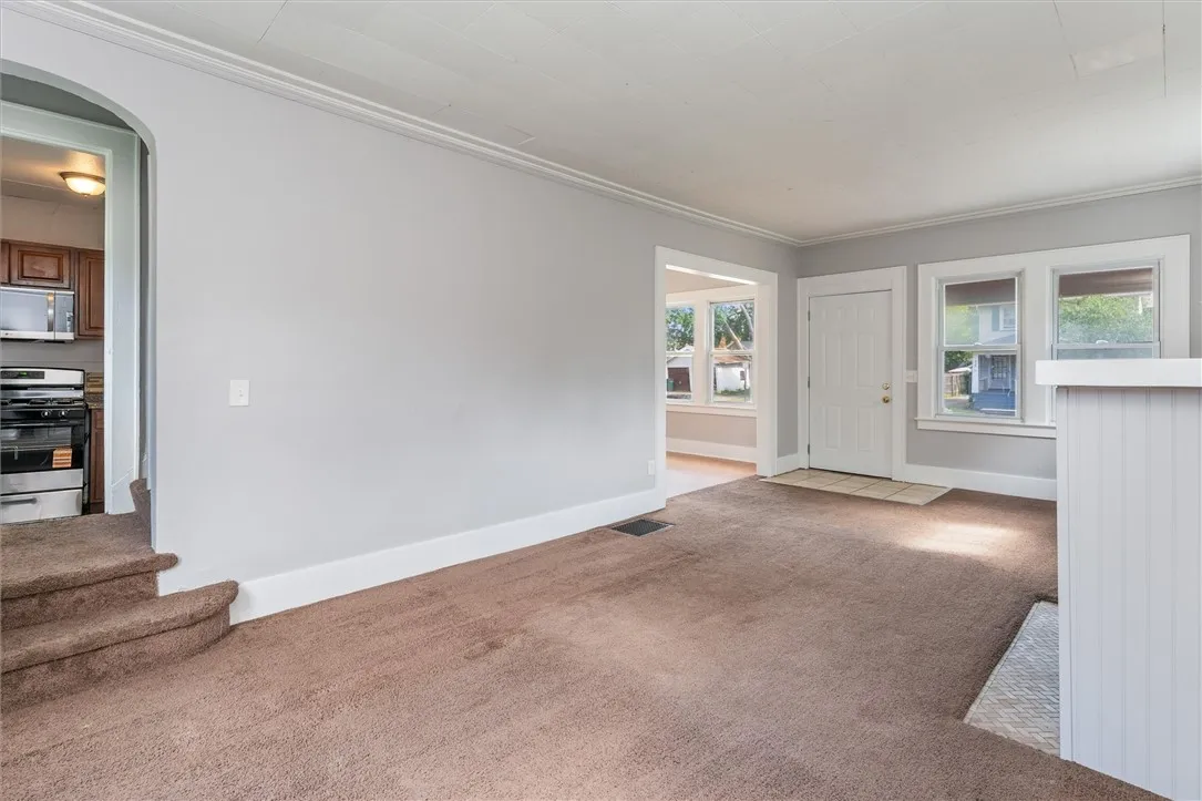 294 Penhurst Street, Rochester, New York 14619, Rochester, New York 14619, 3 Bedrooms Bedrooms, 7 Rooms Rooms,1 BathroomBathrooms,Residential,For Sale,294 Penhurst Street, Rochester, New York 14619,0,R1638781