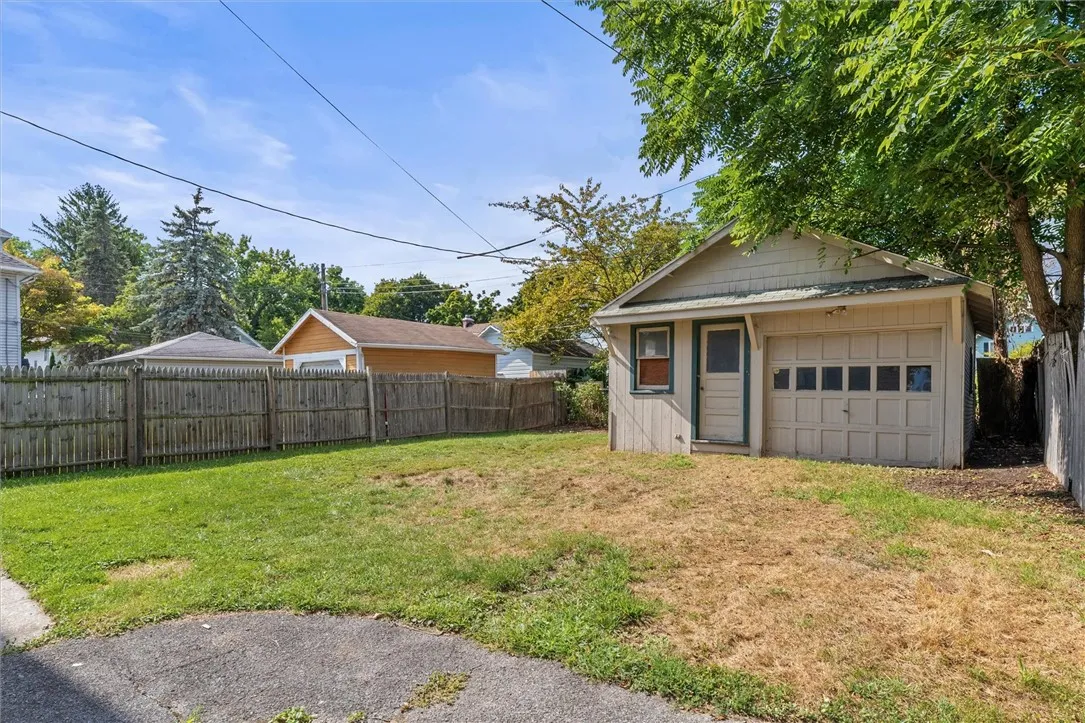 294 Penhurst Street, Rochester, New York 14619, Rochester, New York 14619, 3 Bedrooms Bedrooms, 7 Rooms Rooms,1 BathroomBathrooms,Residential,For Sale,294 Penhurst Street, Rochester, New York 14619,0,R1638781