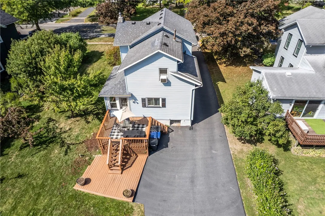353 Gibson Street, Canandaigua City, New York 1442, Canandaigua City, New York 14424, 3 Bedrooms Bedrooms, 7 Rooms Rooms,1 BathroomBathrooms,Residential,For Sale,353 Gibson Street, Canandaigua City, New York 1442,0,R1638325