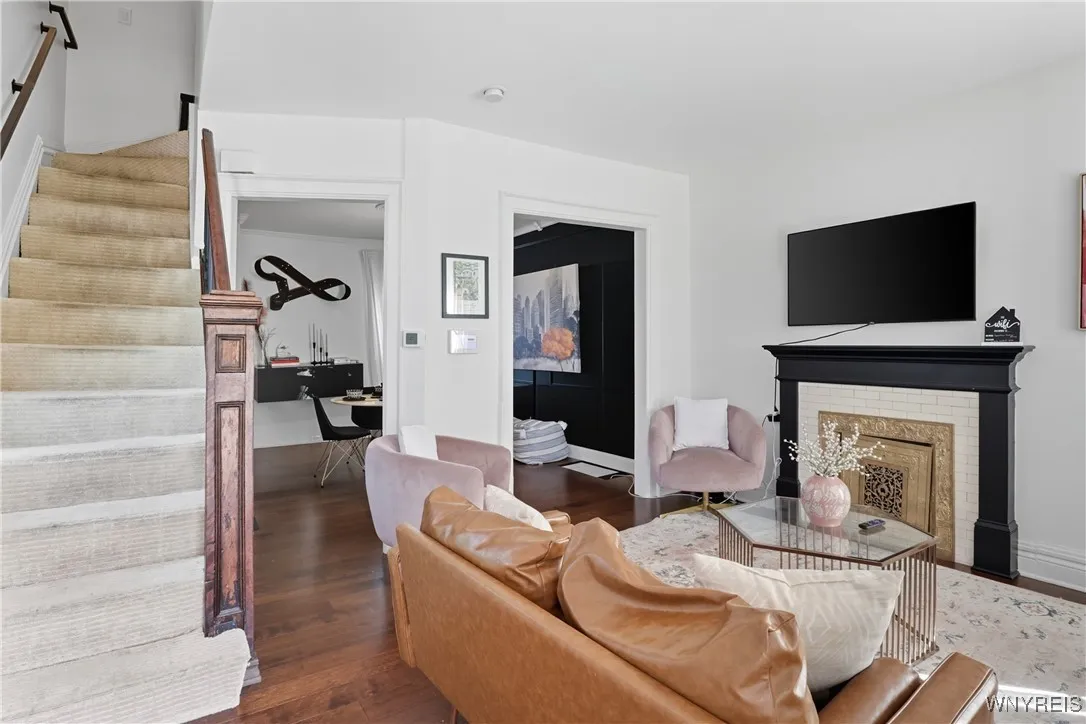 367 Huntington Avenue, Buffalo, New York 14214, Buffalo, New York 14214, 4 Bedrooms Bedrooms, 7 Rooms Rooms,2 BathroomsBathrooms,Residential,For Sale,367 Huntington Avenue, Buffalo, New York 14214,0,B1638691