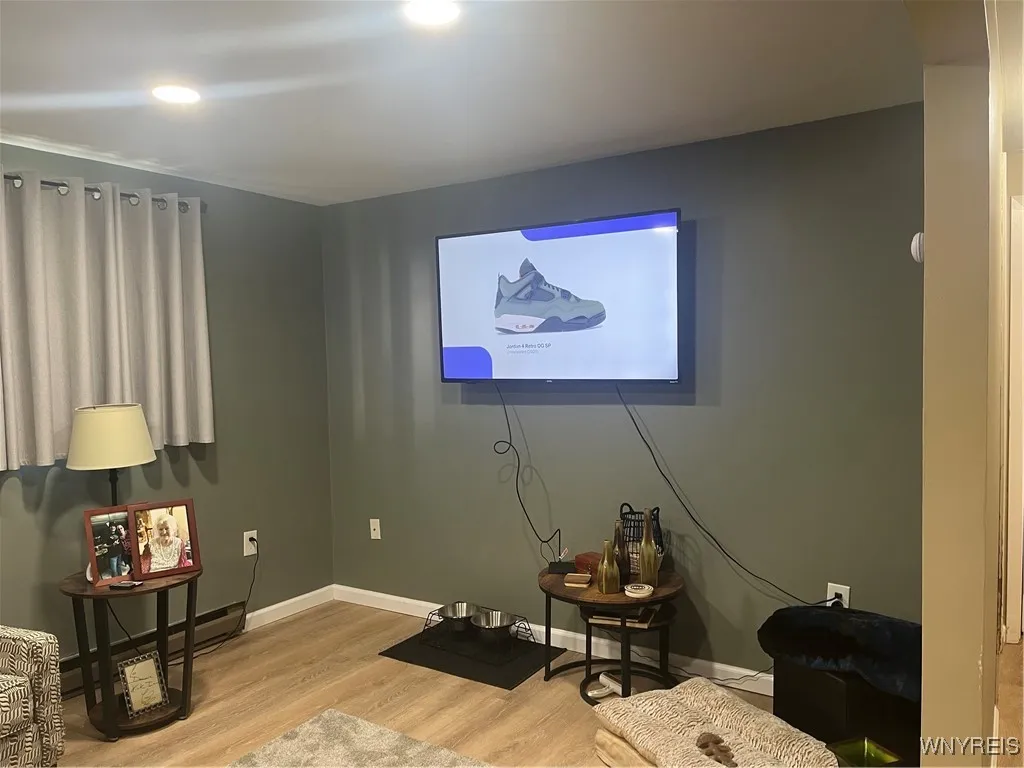 51 South 86th Street 2a, Niagara Falls, New York 1, Niagara Falls, New York 14304, 2 Bedrooms Bedrooms, 4 Rooms Rooms,1 BathroomBathrooms,Residential,For Sale,51 South 86th Street 2a, Niagara Falls, New York 1,0,B1638817