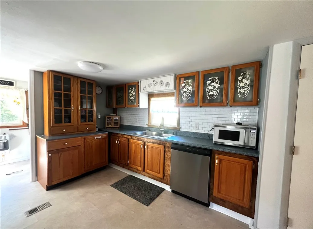 Kitchen!  Love the Space