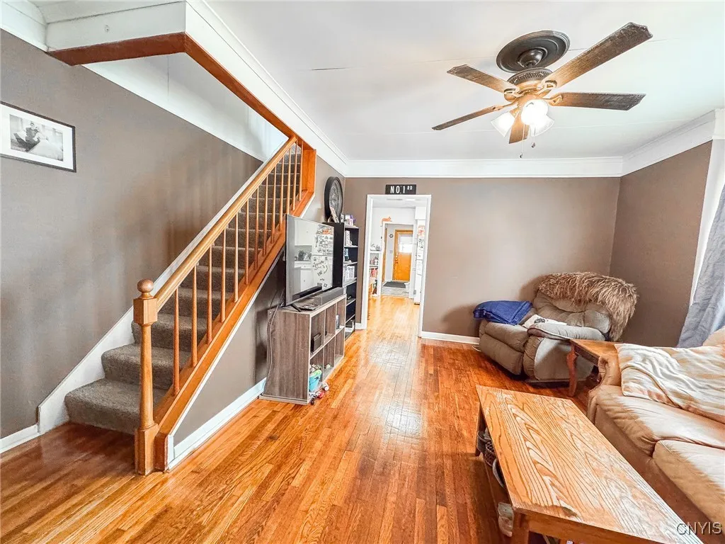 60 Mary Street, Auburn, New York 13021, Auburn, New York 13021, 3 Bedrooms Bedrooms, 6 Rooms Rooms,1 BathroomBathrooms,Residential Lease,For Rent,60 Mary Street, Auburn, New York 13021,0,S1638977