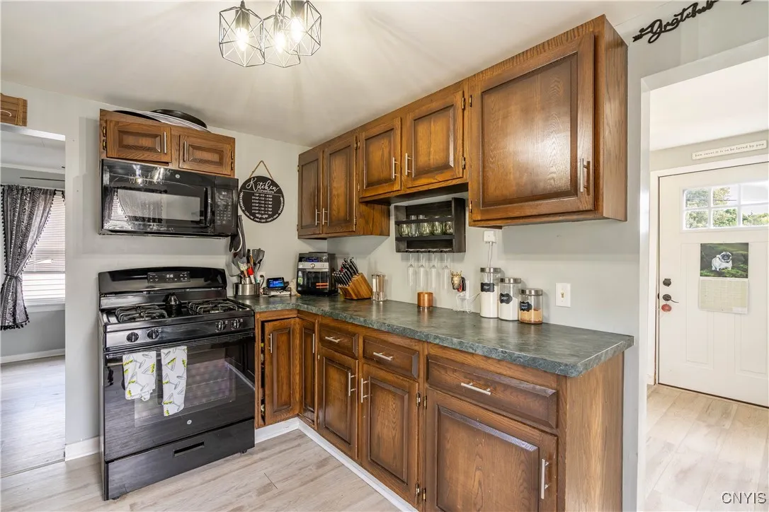 103 Chester Drive, Salina, New York 13208, Salina, New York 13208, 2 Bedrooms Bedrooms, 7 Rooms Rooms,1 BathroomBathrooms,Residential,For Sale,103 Chester Drive, Salina, New York 13208,0,S1638498