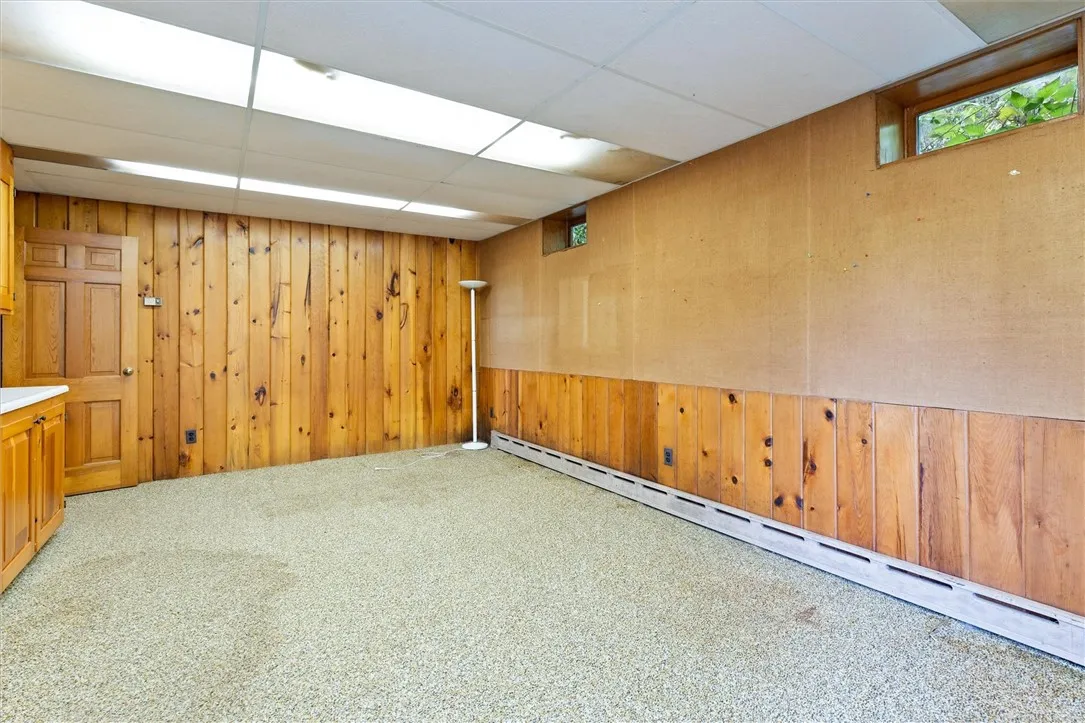 415 Loud Road, Perinton, New York 14450, Perinton, New York 14450, 4 Bedrooms Bedrooms, 8 Rooms Rooms,2 BathroomsBathrooms,Residential,For Sale,415 Loud Road, Perinton, New York 14450,0,R1638885