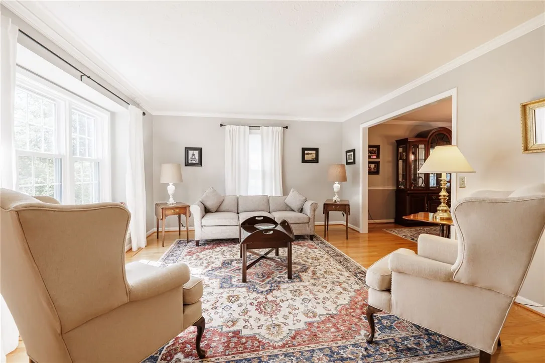 102 Broadmoor Trail, Perinton, New York 14450, Perinton, New York 14450, 4 Bedrooms Bedrooms, 9 Rooms Rooms,2 BathroomsBathrooms,Residential,For Sale,102 Broadmoor Trail, Perinton, New York 14450,0,R1634815