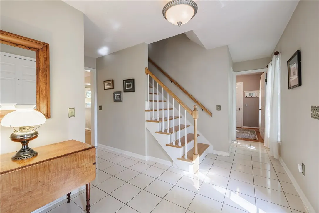 102 Broadmoor Trail, Perinton, New York 14450, Perinton, New York 14450, 4 Bedrooms Bedrooms, 9 Rooms Rooms,2 BathroomsBathrooms,Residential,For Sale,102 Broadmoor Trail, Perinton, New York 14450,0,R1634815