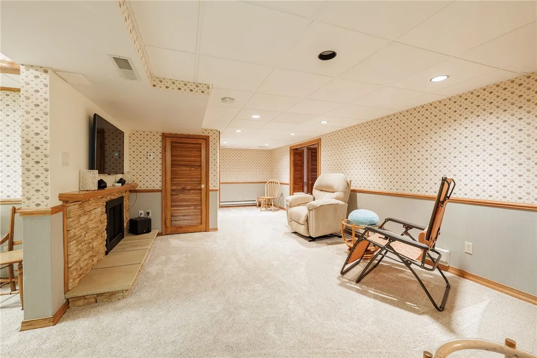 132 Lincoln Road, Arcadia, New York 14513, Arcadia, New York 14513, 4 Bedrooms Bedrooms, 8 Rooms Rooms,2 BathroomsBathrooms,Residential,For Sale,132 Lincoln Road, Arcadia, New York 14513,0,R1637740