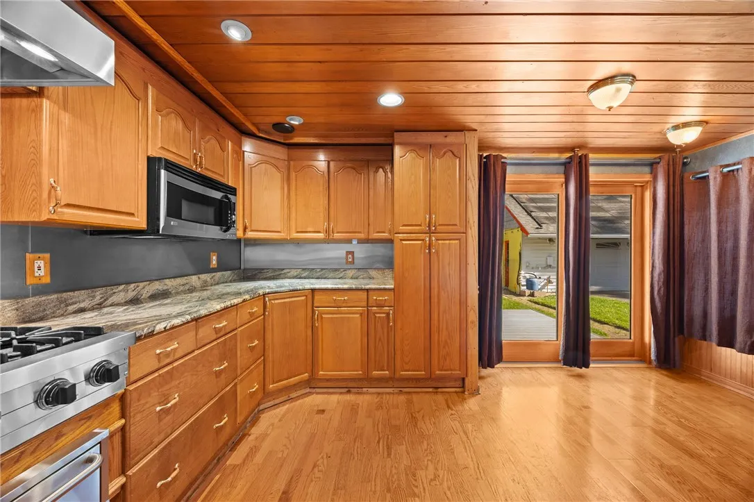 112 Dorking Road, Brighton, New York 14610, Brighton, New York 14610, 3 Bedrooms Bedrooms, 6 Rooms Rooms,1 BathroomBathrooms,Residential,For Sale,112 Dorking Road, Brighton, New York 14610,0,R1638521