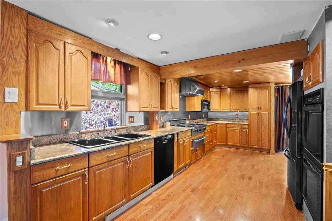 112 Dorking Road, Brighton, New York 14610, Brighton, New York 14610, 3 Bedrooms Bedrooms, 6 Rooms Rooms,1 BathroomBathrooms,Residential,For Sale,112 Dorking Road, Brighton, New York 14610,0,R1638521