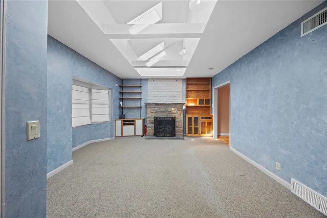 112 Dorking Road, Brighton, New York 14610, Brighton, New York 14610, 3 Bedrooms Bedrooms, 6 Rooms Rooms,1 BathroomBathrooms,Residential,For Sale,112 Dorking Road, Brighton, New York 14610,0,R1638521