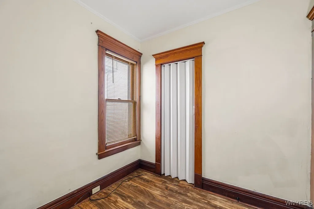 147 Theodore Street, Buffalo, New York 14211, Buffalo, New York 14211, 5 Bedrooms Bedrooms, ,2 BathroomsBathrooms,Residential,For Sale,147 Theodore Street, Buffalo, New York 14211,0,B1638998