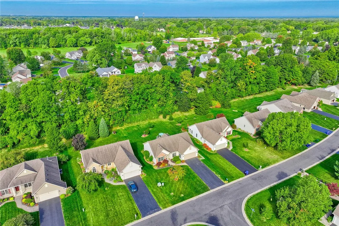 1151 Twin Leaf Terrace, Webster, New York 14580, Webster, New York 14580, 3 Bedrooms Bedrooms, 6 Rooms Rooms,2 BathroomsBathrooms,Residential,For Sale,1151 Twin Leaf Terrace, Webster, New York 14580,0,R1637686