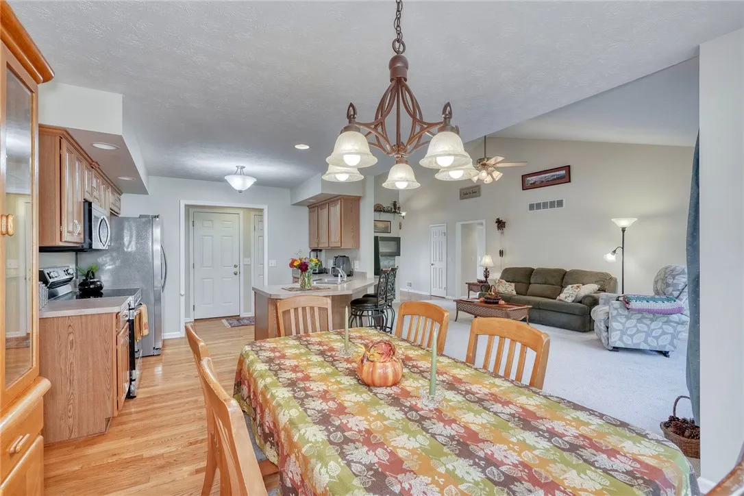 Open concept dining room/kitchen