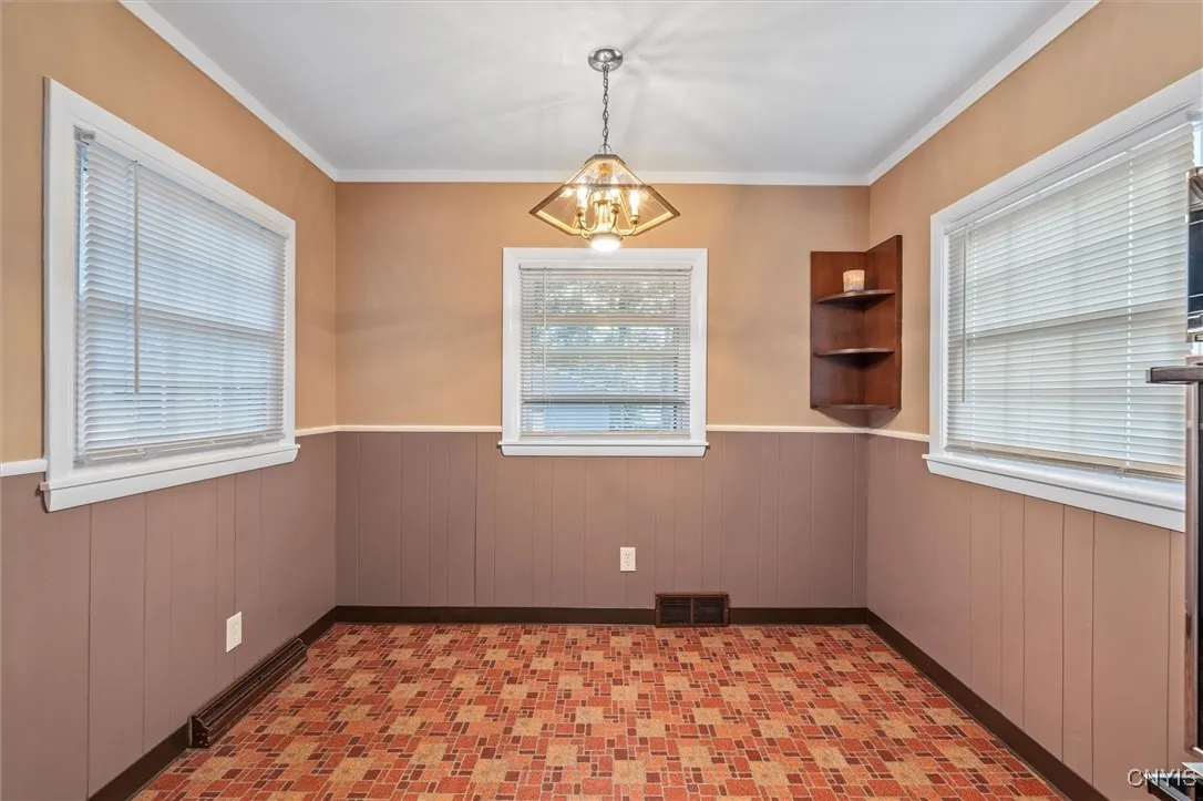 113 Russet Lane, Geddes, New York 13209, Geddes, New York 13209, 4 Bedrooms Bedrooms, 8 Rooms Rooms,3 BathroomsBathrooms,Residential,For Sale,113 Russet Lane, Geddes, New York 13209,0,S1638890
